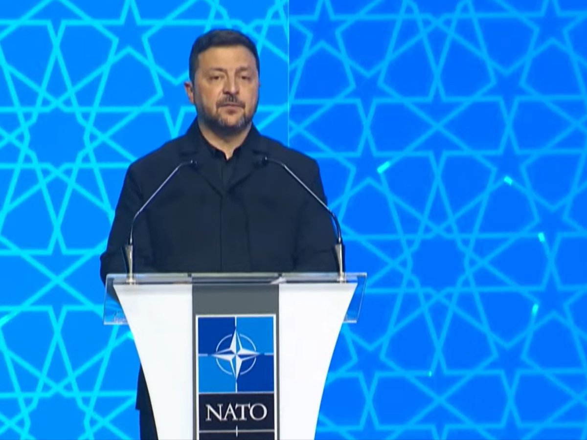  Зеленський: хіба правильно лишати поза НАТО країну з таким оборонним потенціалом? 