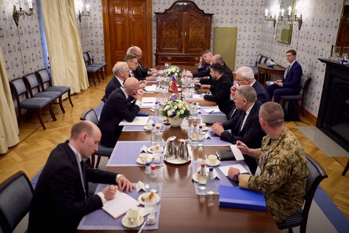  Зеленський обговорив з лідерами Фінляндії й Норвегії ППО та європейський захист від балістики 