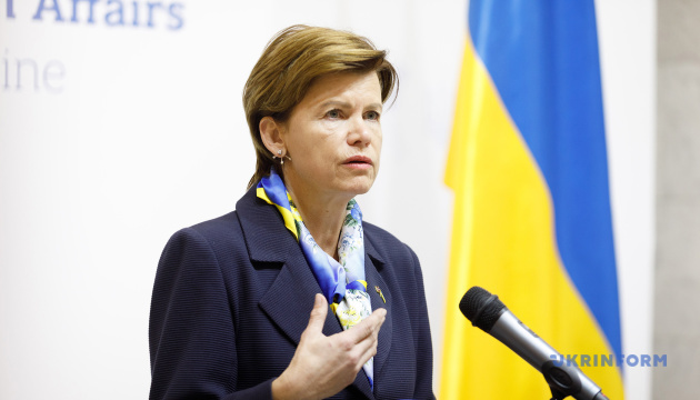  "Не ображайте равликів": глава МЗС Латвії поглузувала з темпів просування армії РФ в Україні 