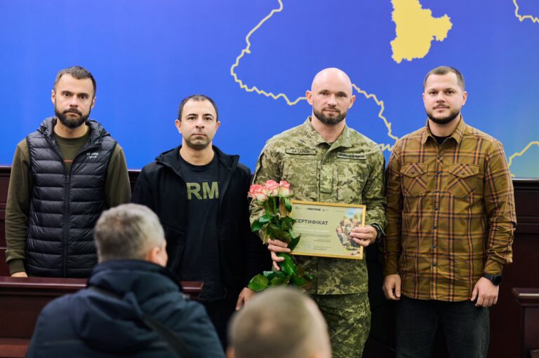  На Київщині 47 Захисників отримали житлові сертифікати: держава створює гідні умови для ветеранів 