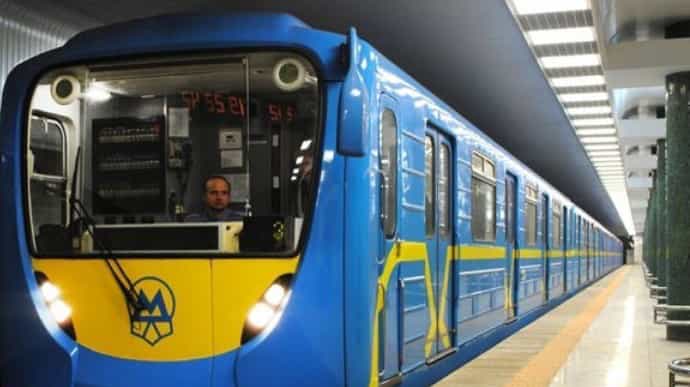  Кличко назвал дату запуска метро и общественного транспорта в Киеве 