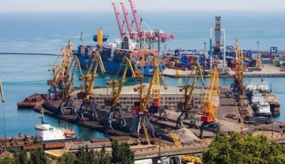 Мінвідновлення оприлюднило коментар щодо діяльності порту Чорноморськ