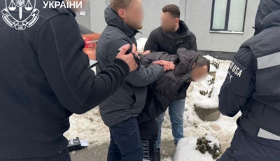 У Києві викрито схему незаконного сприяння ухиленню від мобілізації та впливу на судові рішення