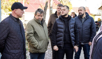 Микола Калашник перевірив відновлення постраждалих від війни освітніх закладів у Макарівській, Дмитрівській та Великодимерській громадах