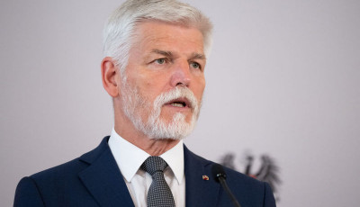 Президент Чехії відстоює у Конституційному суді своє право представляти країну на саміті НАТО
