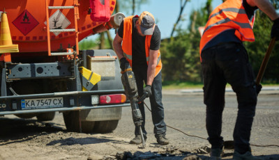 На Київщині продовжують оновлення доріг місцевого значення