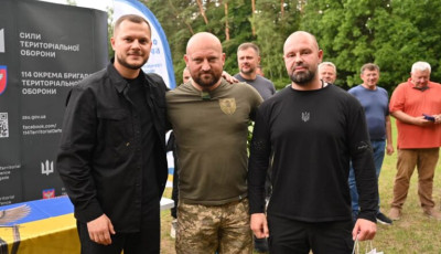 Микола Калашник: 114-та бригада ТрО отримала від Київщини 15 пікапів