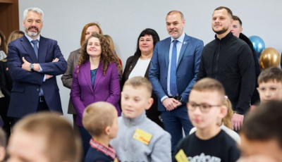 На Київщині відкрили модернізовану школу в Гостомелі
