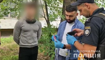 In the capital, operatives in the Lisovy massif detained a drug dealer