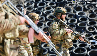 Відточуючи майстерність: поліцейські Києва провели спільні тренування між спецпідрозділами