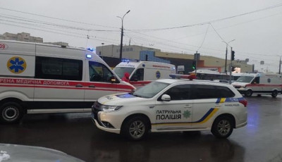 В Луцке водитель, убегая от полицейских, сбил пятерых пешеходов 