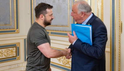 Зеленський зустрівся з головою Сенату Франції