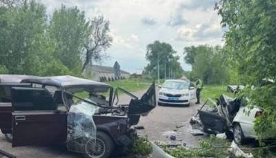 Поліцейські Київщини розслідують обставини ДТП, у якій травмувалися двоє водіїв